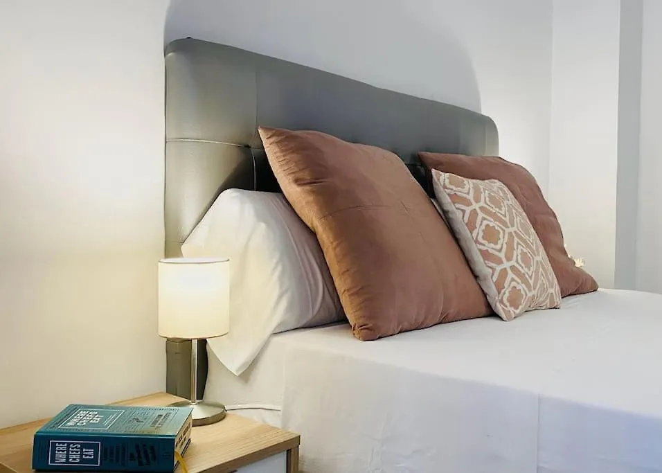 Apartment Lovely 2-Bed In Granada 1Min To Gran Via De Colon By Sharingco Spain